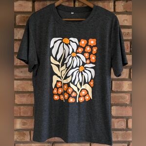Women's Grey Daisy Floral T Shirt, Size M